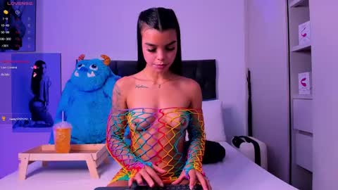    online show from December 19, 9:49 pm