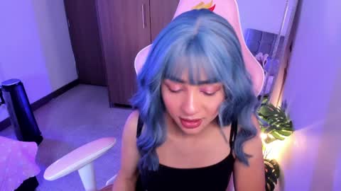 Snapshot of miaa_06 chatting on April 10, 1:44 am mia nicolle online show from April 10, 1:44 am