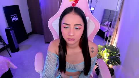 Snapshot of miaa_06 chatting on April 13, 10:15 pm mia nicolle online show from April 13, 10:15 pm