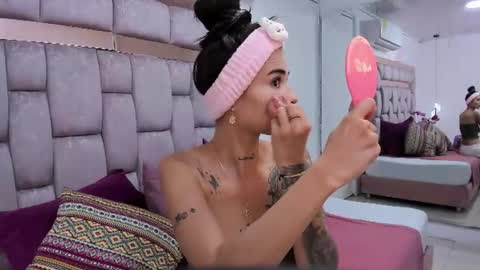 Mia  online show from June 26, 12:53 pm