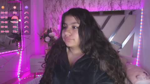 Snapshot of miaa_smiith1 chatting on December 12, 11:40 am miaa_smiith1 online show from December 12, 11:40 am