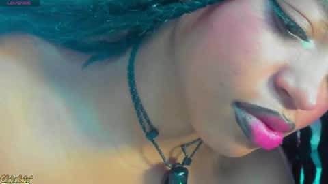 Snapshot of miaakittyy chatting on May 22, 11:38 am miaakittyy online show from May 22, 11:38 am