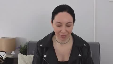 Mia online show from May 23, 3:38 pm