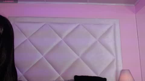 Snapshot of miaasmiith_ chatting on March 13, 11:28 am Alexandra online show from March 13, 11:28 am