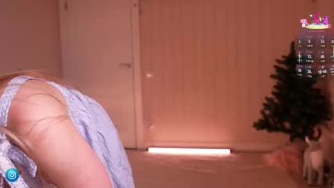 miablueye online show from February 15, 3:20 pm