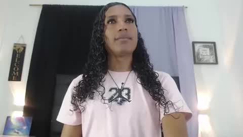 Snapshot of miacoock chatting on November 5, 5:02 pm MiaCoock online show from November 5, 5:02 pm