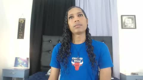 MiaCoock online show from December 5, 1:20 pm