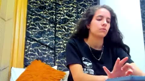 MiaCours online show from March 30, 7:15 pm