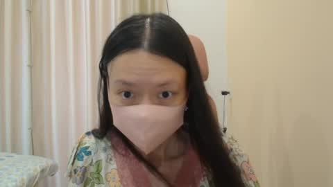 miahchan68 online show from April 4, 3:49 am