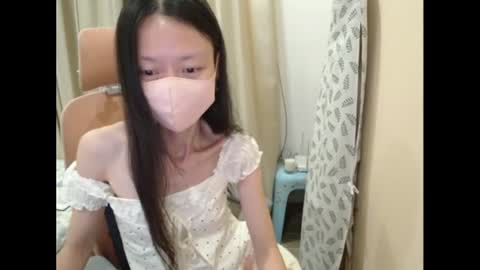 Snapshot of miahchan68 chatting on July 1, 4:07 pm miahchan68 online show from July 1, 4:07 pm
