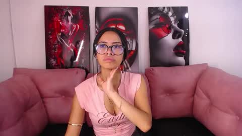 miahotcs online show from June 3, 4:23 pm