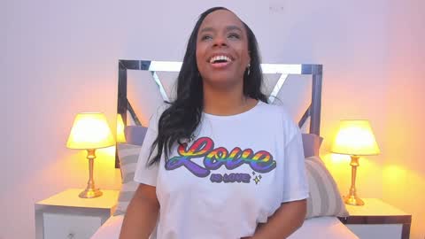 Mia Jhonson online show from December 14, 3:51 am