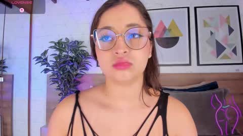 Mia  online show from January 12, 3:34 am