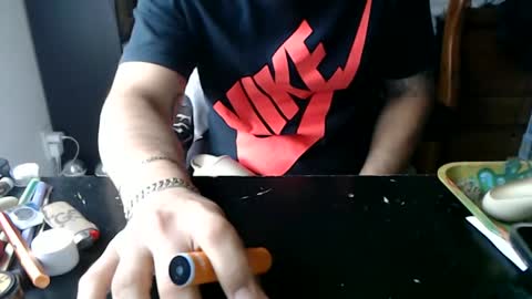 Mark online show from November 2, 6:21 pm