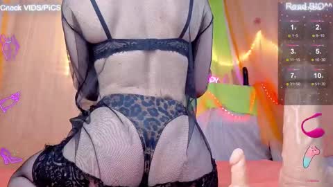 Mia online show from February 27, 2:10 am