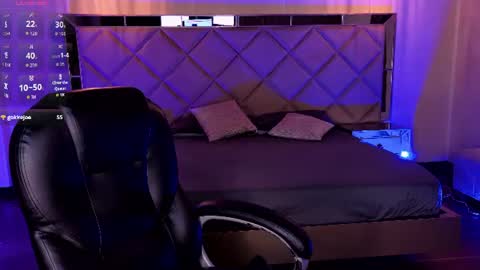 Snapshot of mialaurence_ chatting on June 11, 12:32 am Call me Mia online show from June 11, 12:32 am