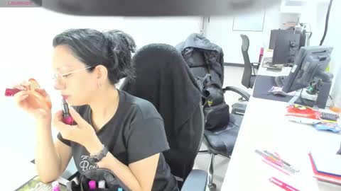 Mia  online show from January 18, 4:16 am