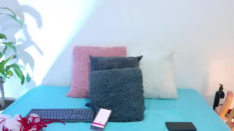 MIA online show from October 16, 3:02 pm