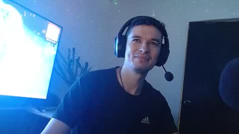 Snapshot of miaou_miaou chatting on January 8, 12:58 pm miaou_miaou online show from January 8, 12:58 pm