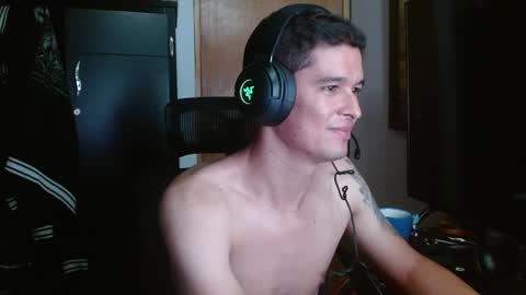 Snapshot of miaou_miaou chatting on March 10, 12:51 am miaou_miaou online show from March 10, 12:51 am