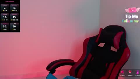 miarobinn_ online show from November 23, 9:31 am