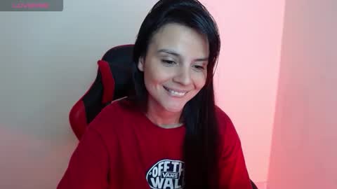 Snapshot of miarobinn_ chatting on January 19, 12:09 pm miarobinn_ online show from January 19, 12:09 pm
