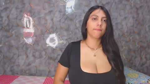 miarouse1531 online show from December 14, 4:01 pm