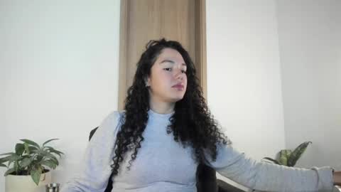 Snapshot of miarouseex chatting on May 2, 6:02 pm Mia Rouse online show from May 2, 6:02 pm