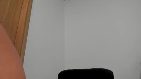 Snapshot of miarouseex chatting on May 25, 6:25 pm Mia Rouse online show from May 25, 6:25 pm