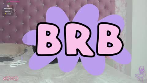 Snapshot of miarussellx_ chatting on January 8, 11:52 pm Mia online show from January 8, 11:52 pm