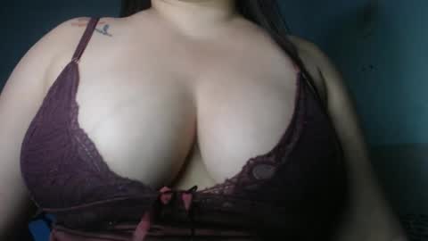 Snapshot of miasp chatting on December 20, 8:01 pm MiaSP online show from December 20, 8:01 pm