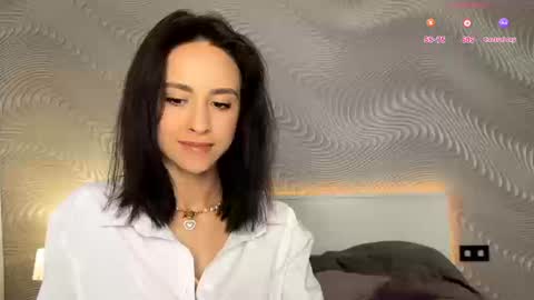 Snapshot of miasweetashoney chatting on March 12, 6:52 am Mia online show from March 12, 6:52 am