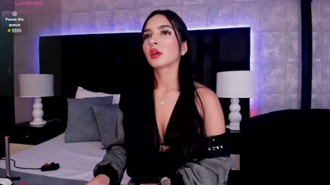 Snapshot of miasweetth chatting on January 28, 12:11 pm Mia Sweetth online show from January 28, 12:11 pm