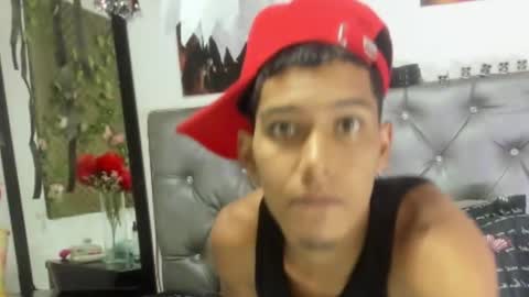 Snapshot of miautena chatting on October 19, 1:23 pm Mariana  online show from October 19, 1:23 pm