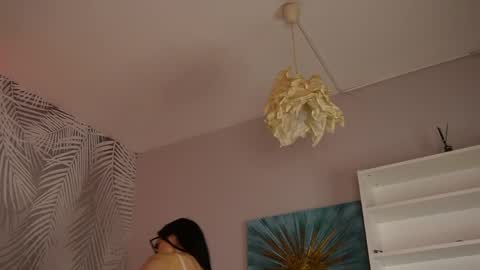 Kimmy online show from May 23, 7:29 pm