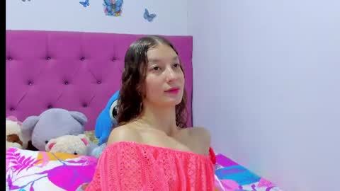  Chloe  online show from August 4, 10:56 pm