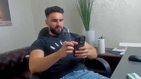 MicahLane online show from October 25, 4:31 am