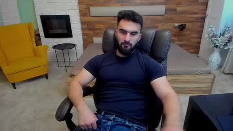 MicahLane online show from November 12, 5:52 am