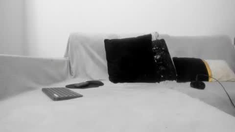 Goddess M online show from November 14, 6:01 am