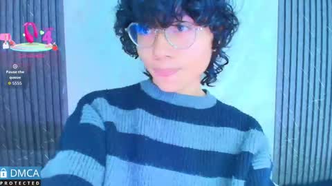 Snapshot of mich_marin chatting on September 30, 11:15 am mich_marin online show from September 30, 11:15 am