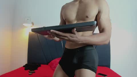 Snapshot of michael_cum23 chatting on May 14, 8:37 pm michael_cum23 online show from May 14, 8:37 pm