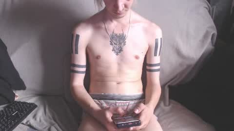 Snapshot of michael_danymans chatting on June 16, 1:25 pm Michael online show from June 16, 1:25 pm