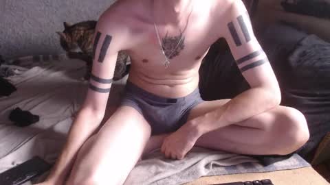 Snapshot of michael_danymans chatting on June 29, 10:48 am Michael online show from June 29, 10:48 am