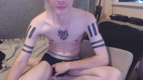 Snapshot of michael_danymans chatting on July 1, 2:18 pm Michael online show from July 1, 2:18 pm