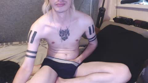 Snapshot of michael_danymans chatting on July 5, 9:38 am Michael online show from July 5, 9:38 am