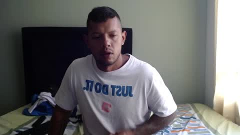 Michael Daviss online show from April 10, 5:28 pm