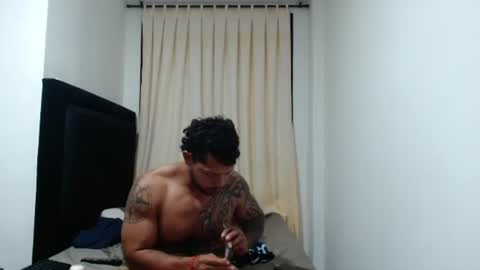 Snapshot of michael_daviss1 chatting on June 27, 12:59 am Michael Daviss online show from June 27, 12:59 am