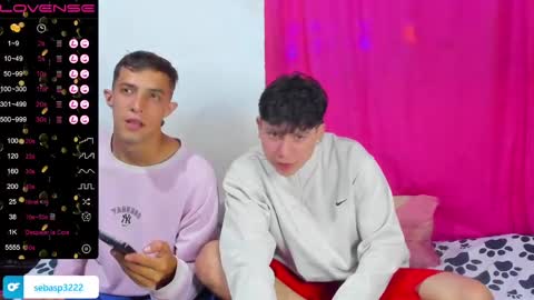 Snapshot of michael_kendall0 chatting on December 13, 2:10 am michael independent model  online show from December 13, 2:10 am