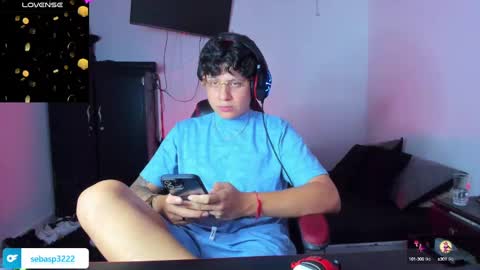 Snapshot of michael_kendall0 chatting on January 21, 12:36 am michael independent model  online show from January 21, 12:36 am