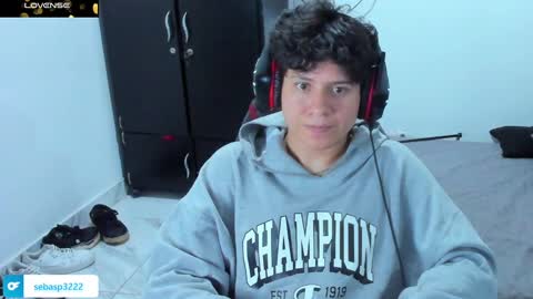 Snapshot of michael_kendall0 chatting on March 6, 12:43 am michael independent model  online show from March 6, 12:43 am